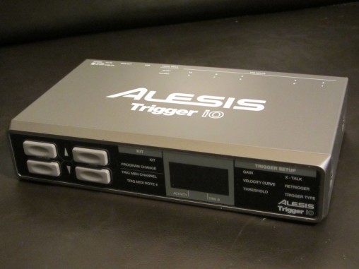Вот так стильно выглядит Alesis Trigger IO