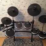 Мощь у тебя дома: Alesis DM 10 Studio Kit