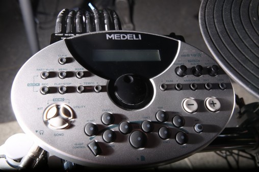 Барабанный модуль Medeli DD518DX - сердце ударной установки