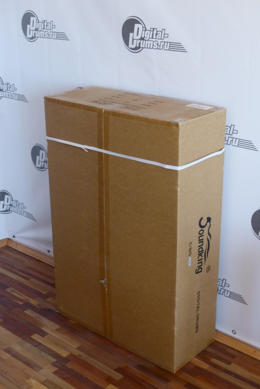 Коробка в которую упакована установка Soundking SKD230